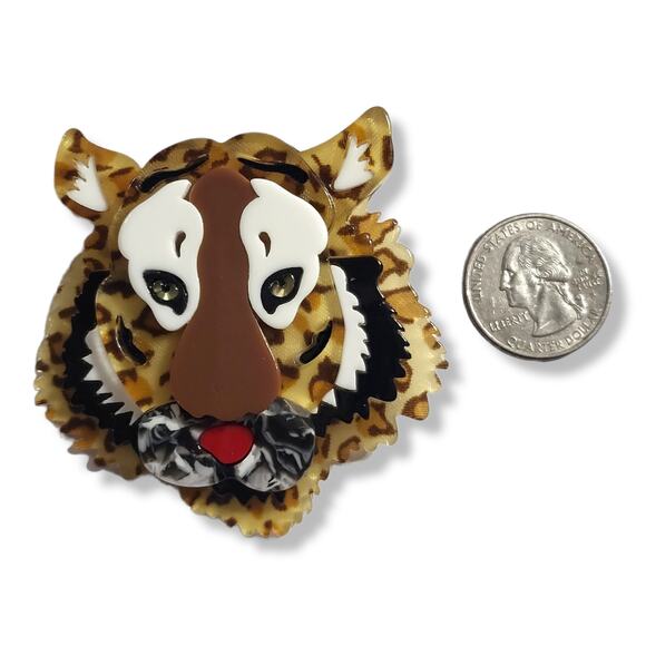 Lucite Multicolor layered Tiger Brooch Pin - Picture 2 of 4